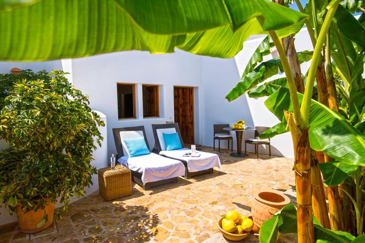 Hotel Rural & Spa Can Curreu Santa Eulalia del Río Exterior foto